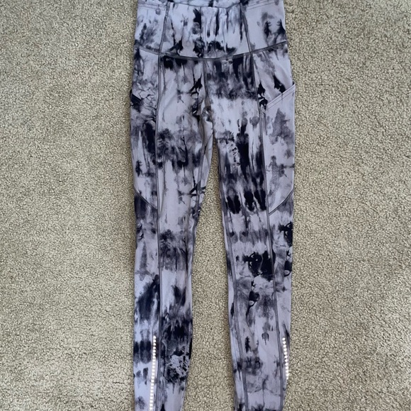 Lululemon Fast and Free Tight II 25" *Game Day - Picture 9 of 12